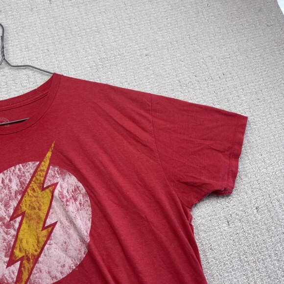 Retro The Flash DC Comics Faded Red Distressed Logo T-Shirt Men’s Size 2XL Read - Picture 3 of 16